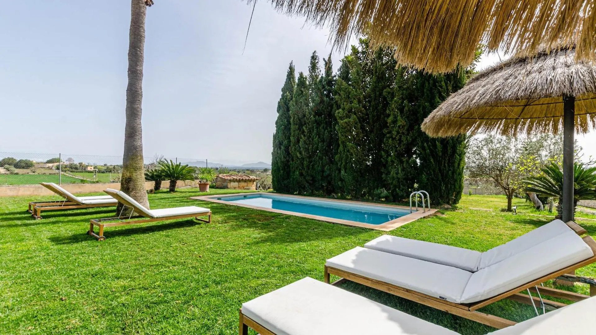 Yourhouse Carrera Plana Maria De La Salut