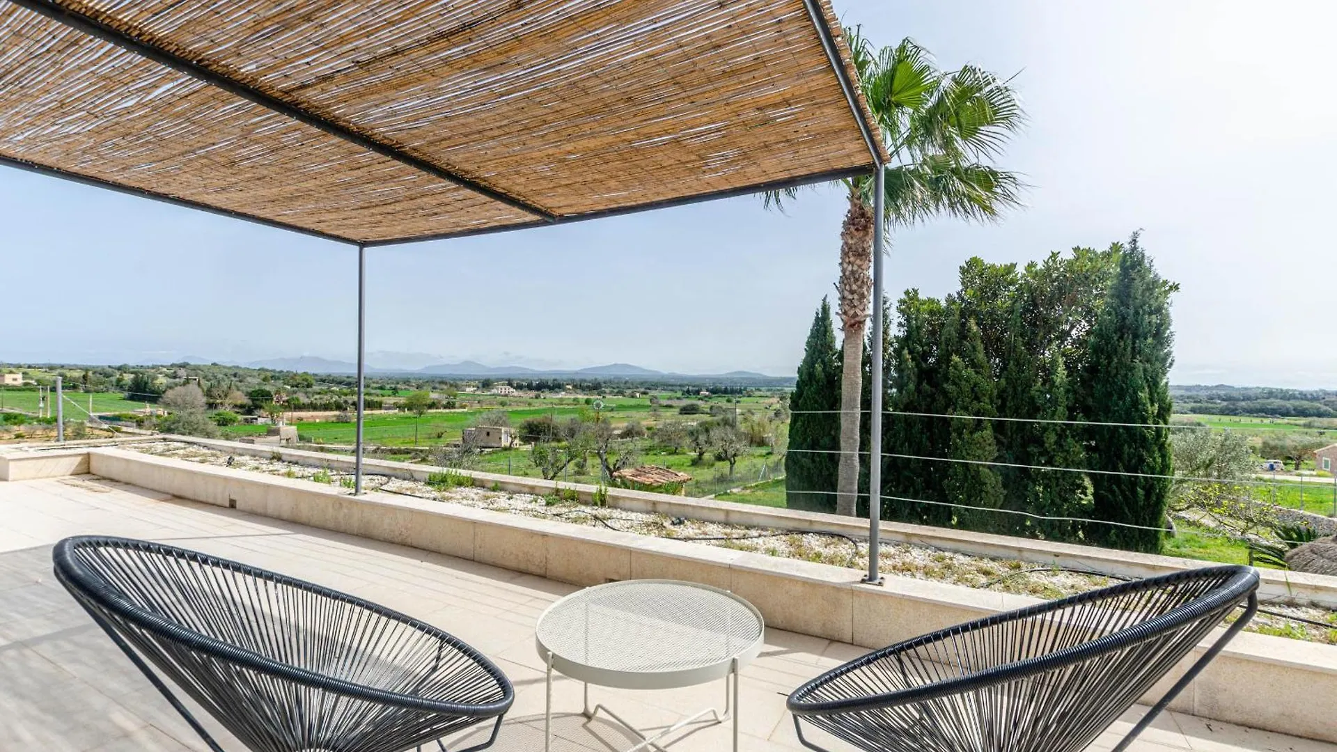 Yourhouse Carrera Plana Maria De La Salut