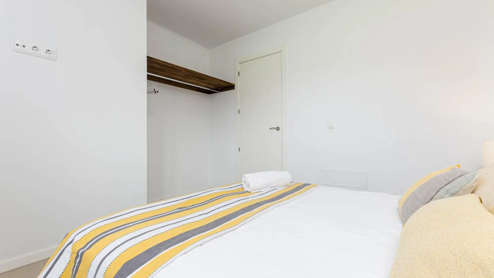 Yourhouse Carrera Plana Maria De La Salut Villa