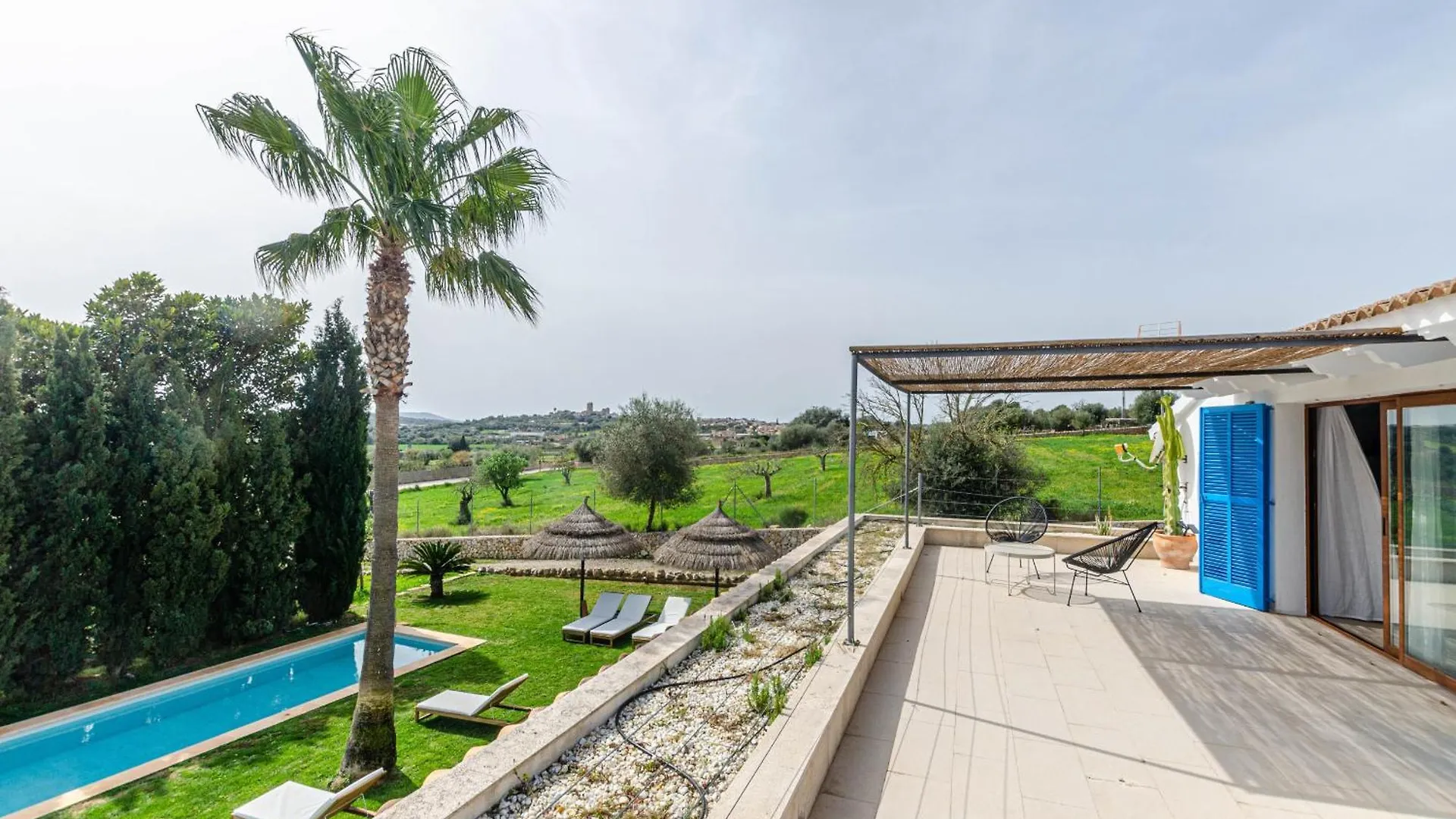 Yourhouse Carrera Plana Maria De La Salut